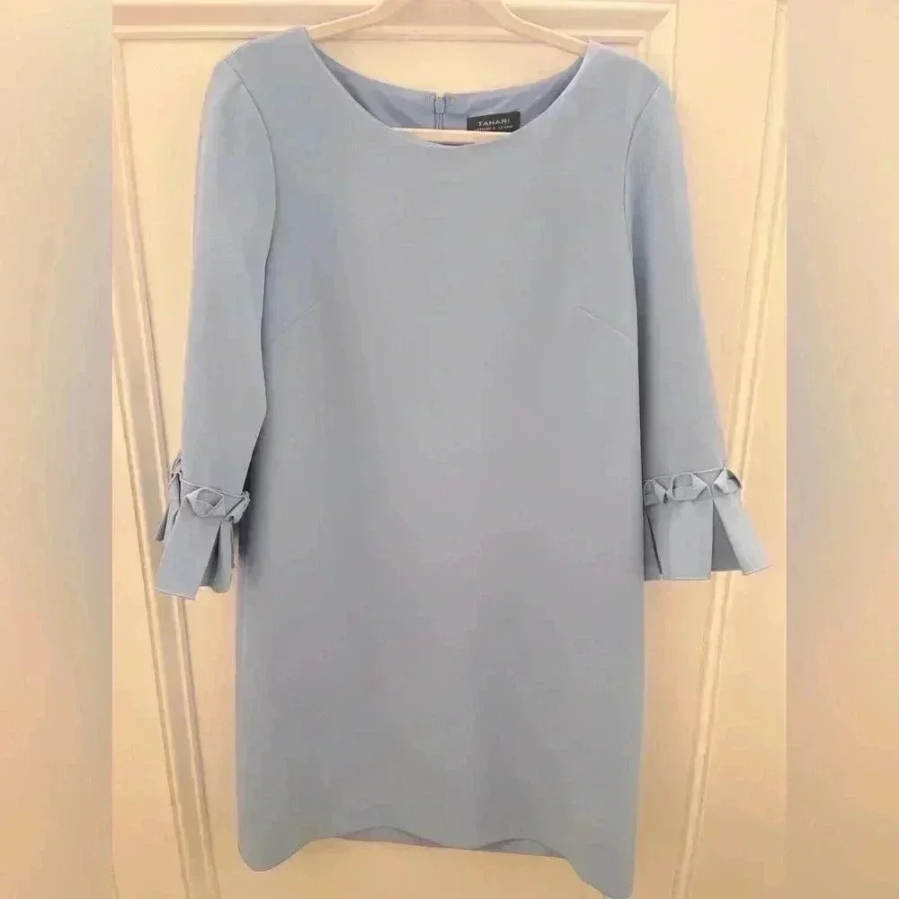 TAHARI Women’s dress size 8 .